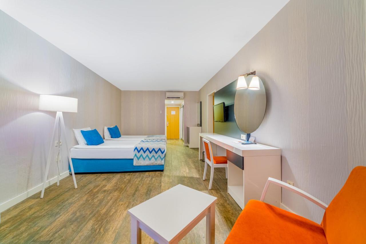 Justiniano Club Park Conti 4*