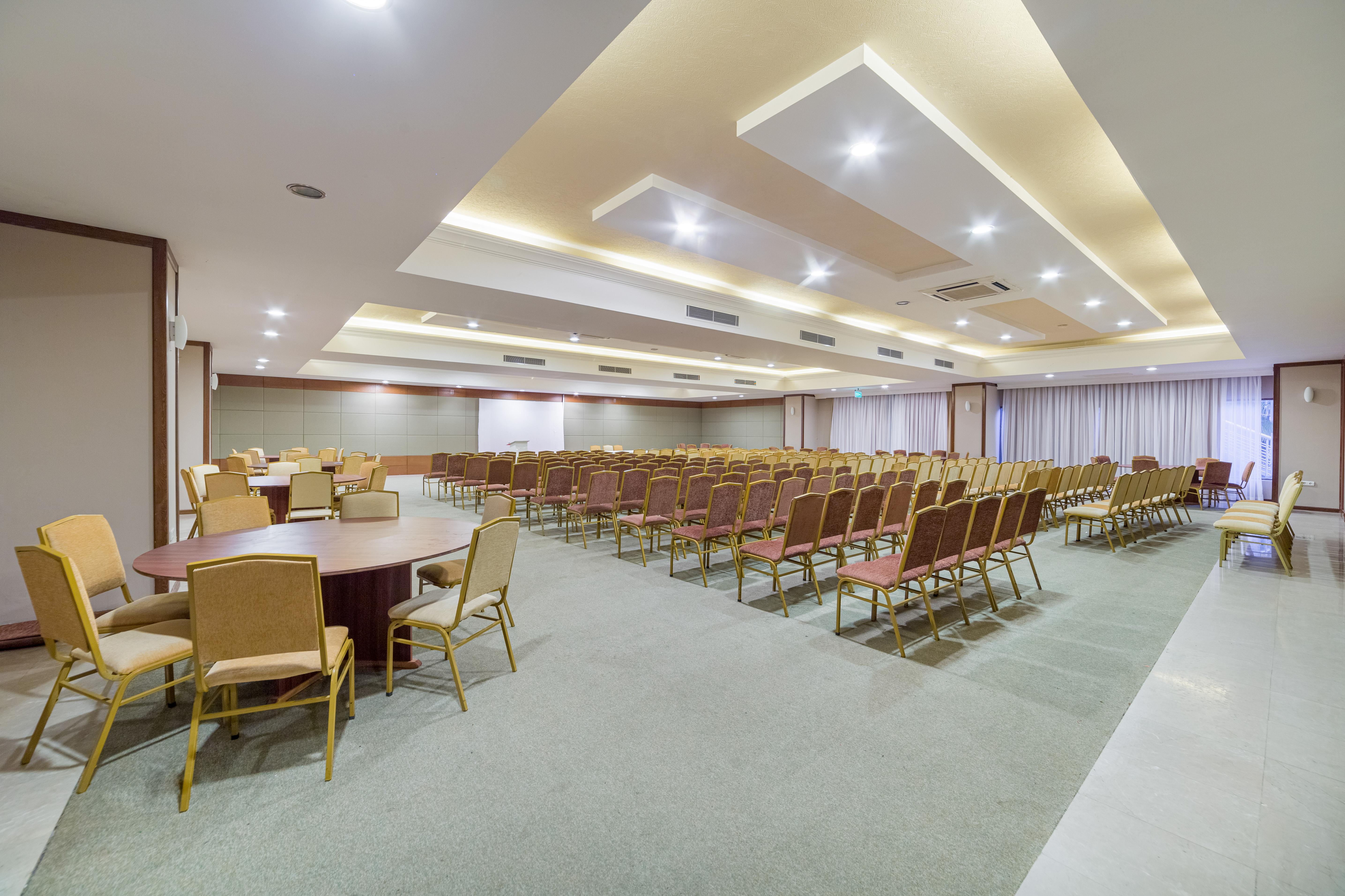 Justiniano Club Park Conti Okurcalar