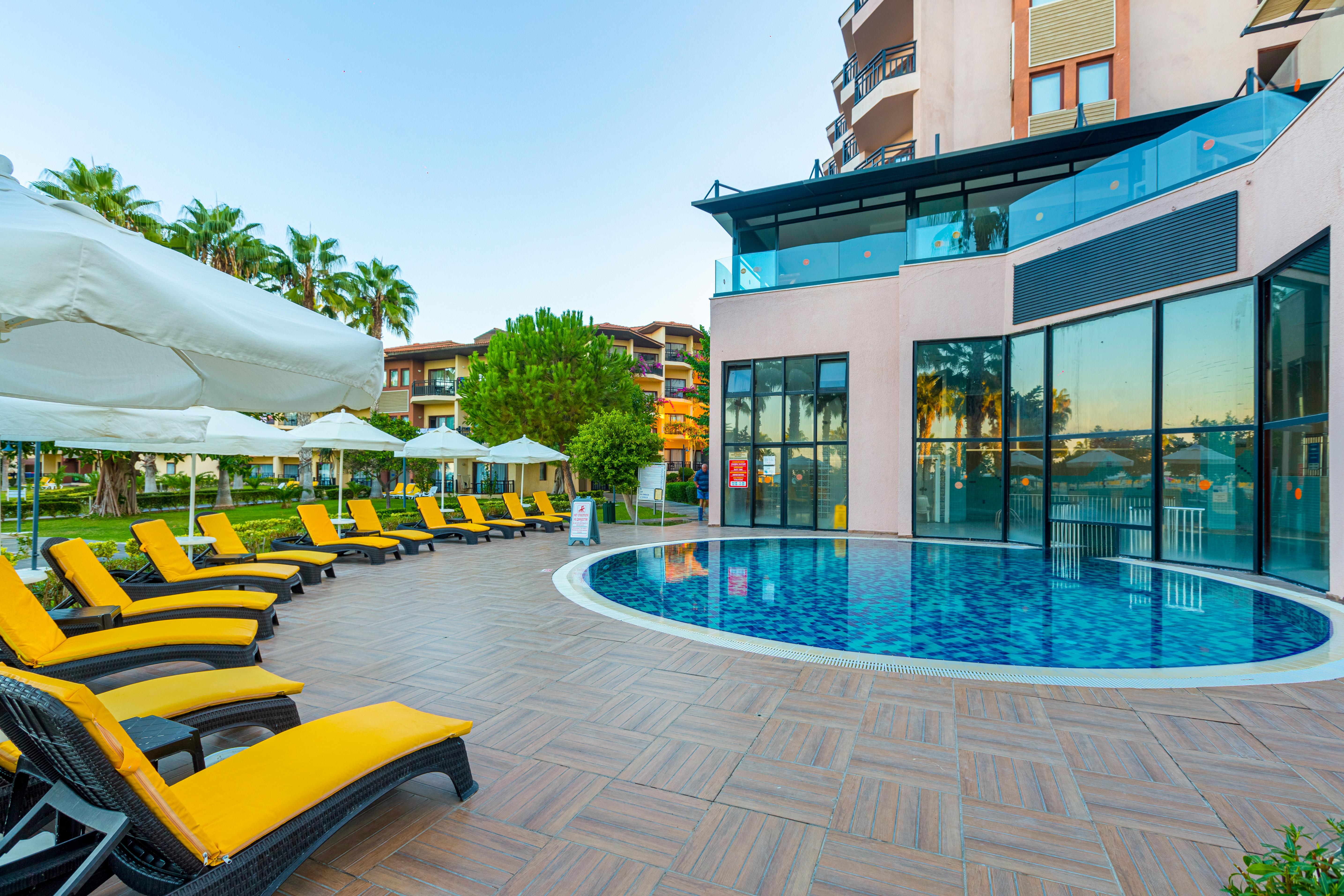 Justiniano Club Park Conti Okurcalar